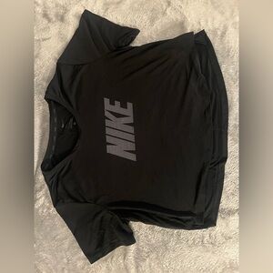 Nike Crop Top